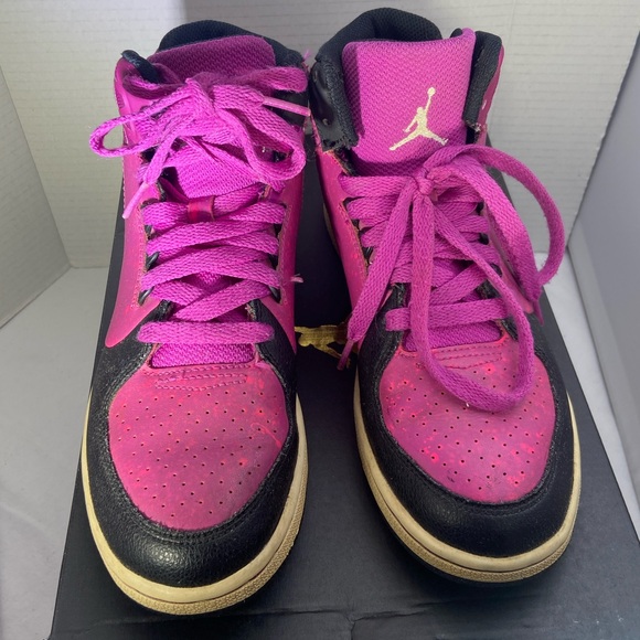 Kids Nike Air Jordon 1 Flight Fuchsia Flash High Top size 5Y  (kids) Pre-owned - Picture 2 of 14